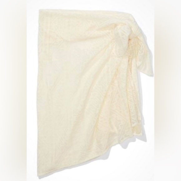 American Eagle Cream Colored Mesh Sarong Wrap - Picture 1 of 7